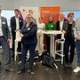 Gruppenfoto der Vertreter:innen der Hochschule RheinMain an Ihrem Stand beim eHealth-Kongress in Offenbach am Main